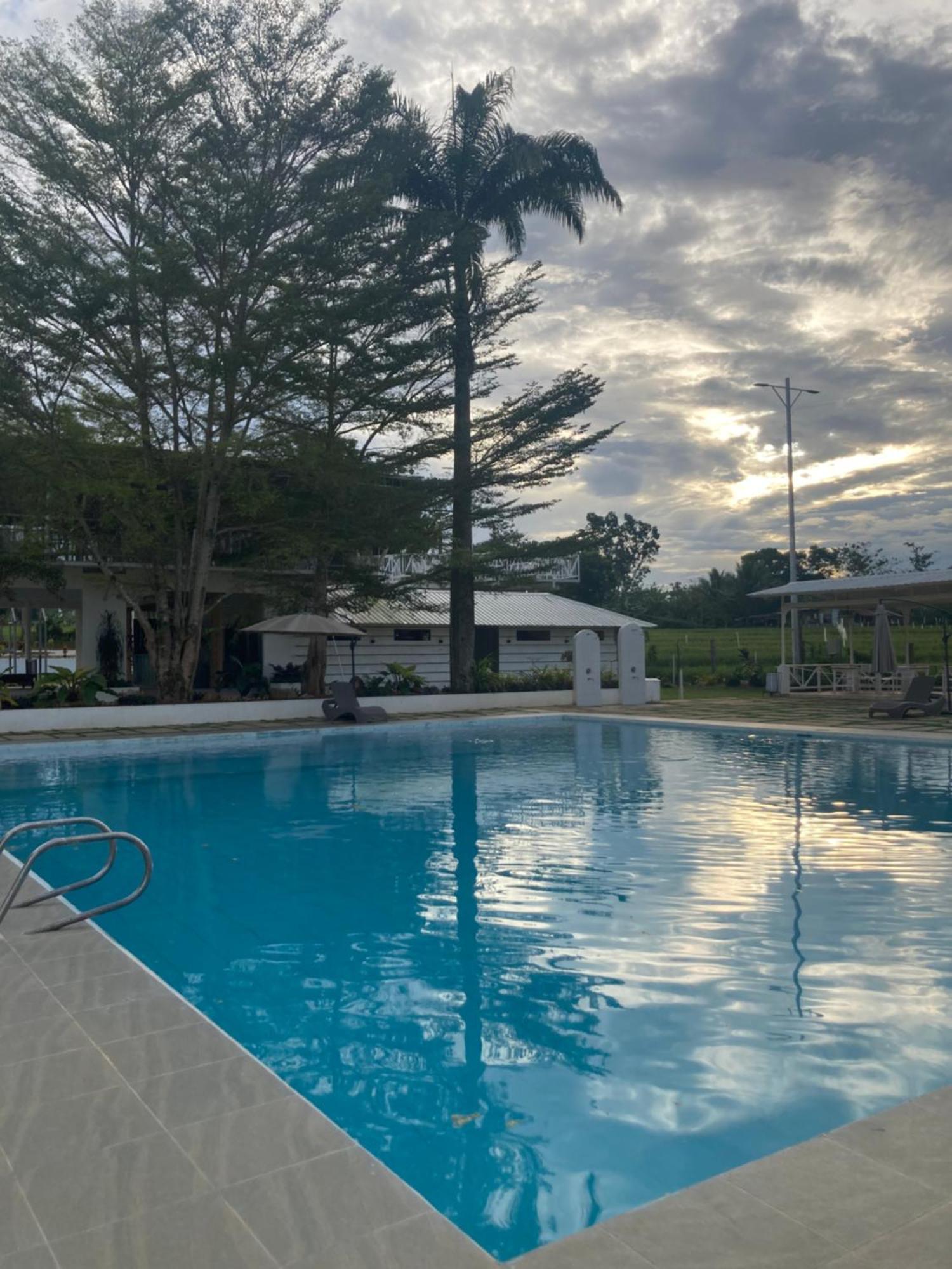 Manolo Fortich The Eliana Farm Resort And Villas מראה חיצוני תמונה